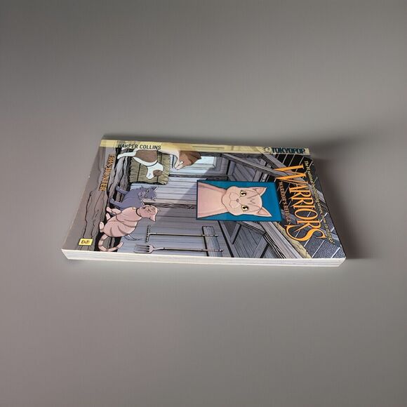 Warriors: Warrior's Refuge Manga Paperback By Erin Hunter 2008 - Picture 3 of 6